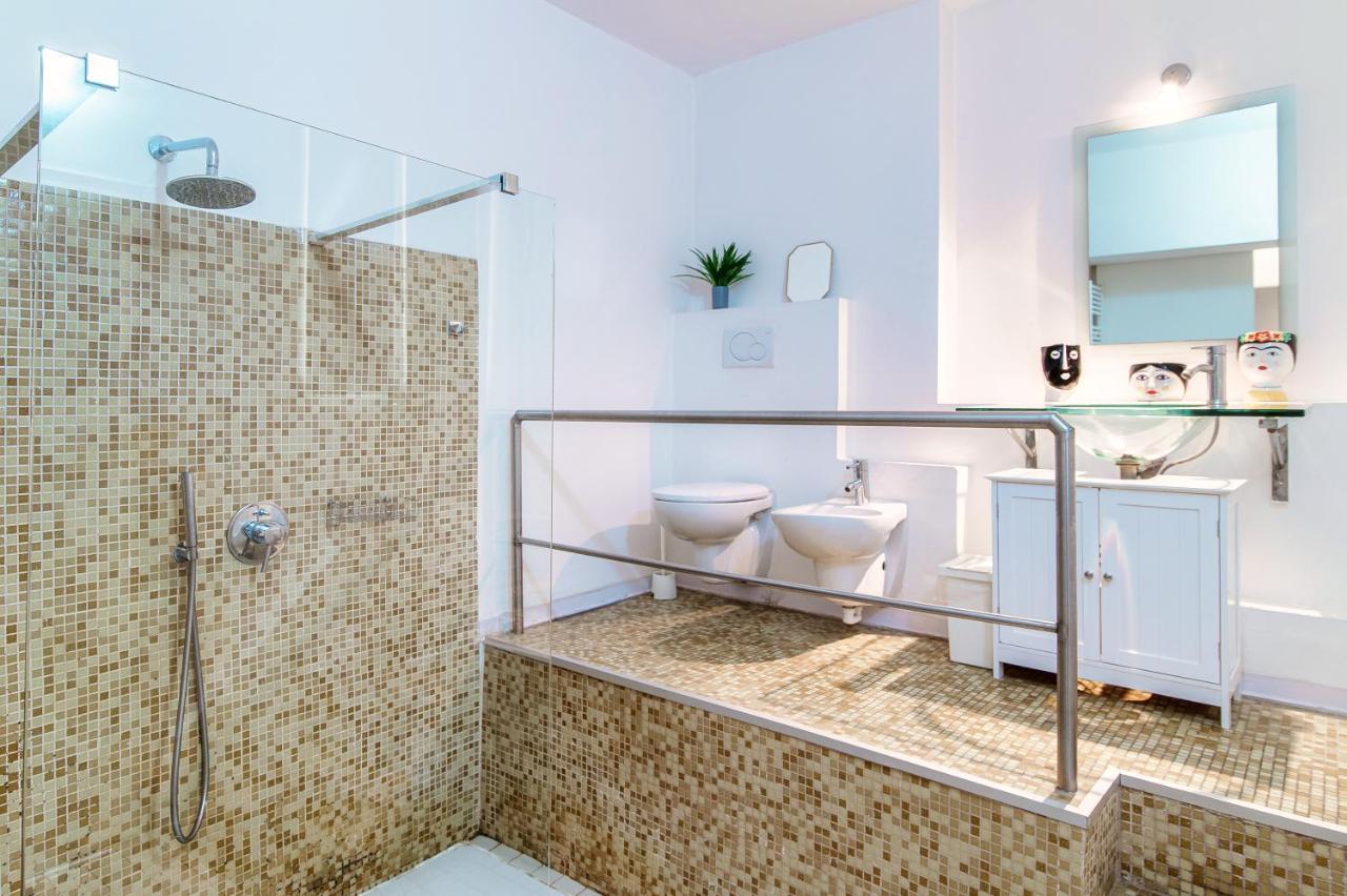 Joivy Al Duomo Guest House Комо Экстерьер фото