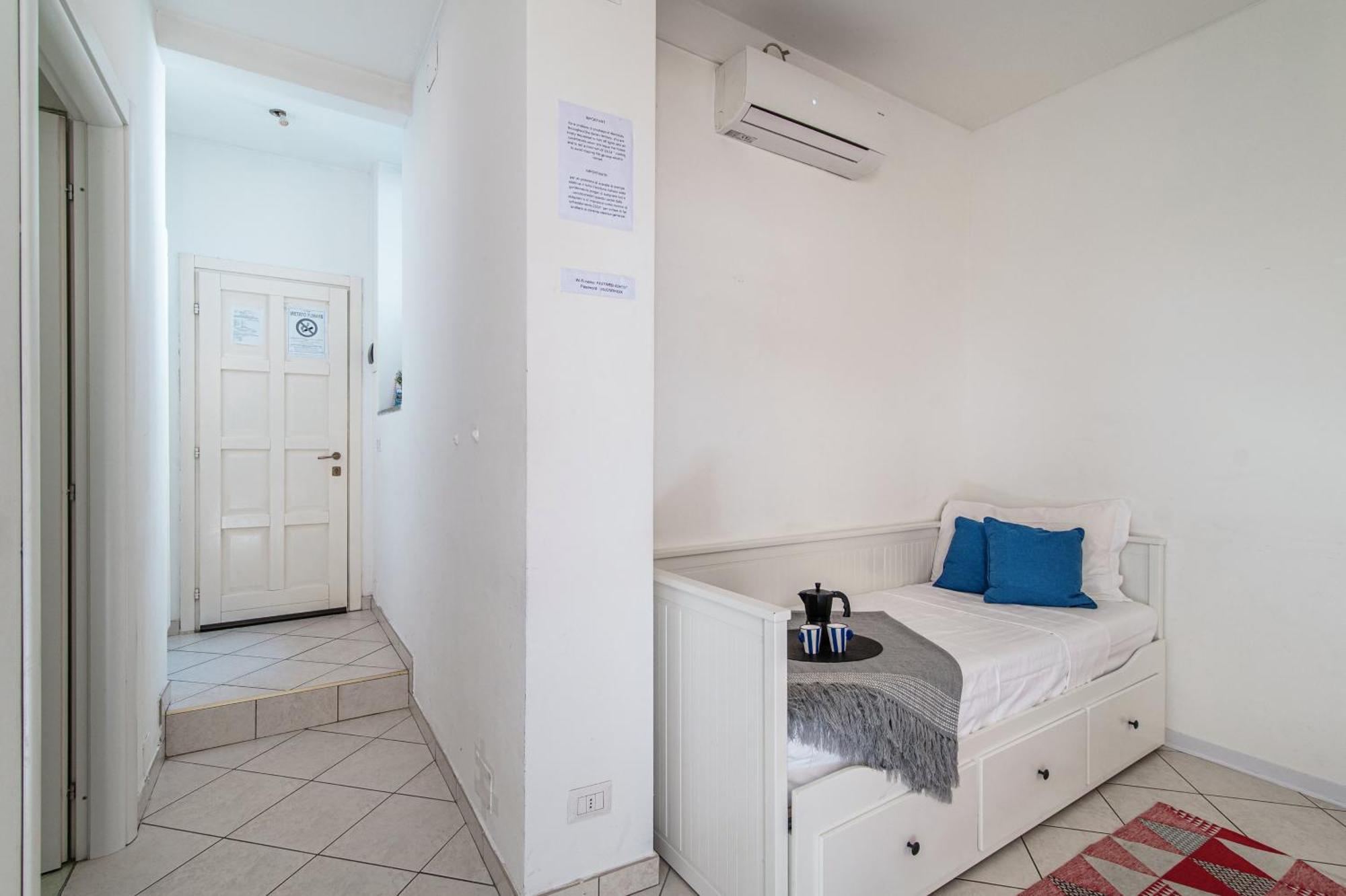 Joivy Al Duomo Guest House Комо Экстерьер фото