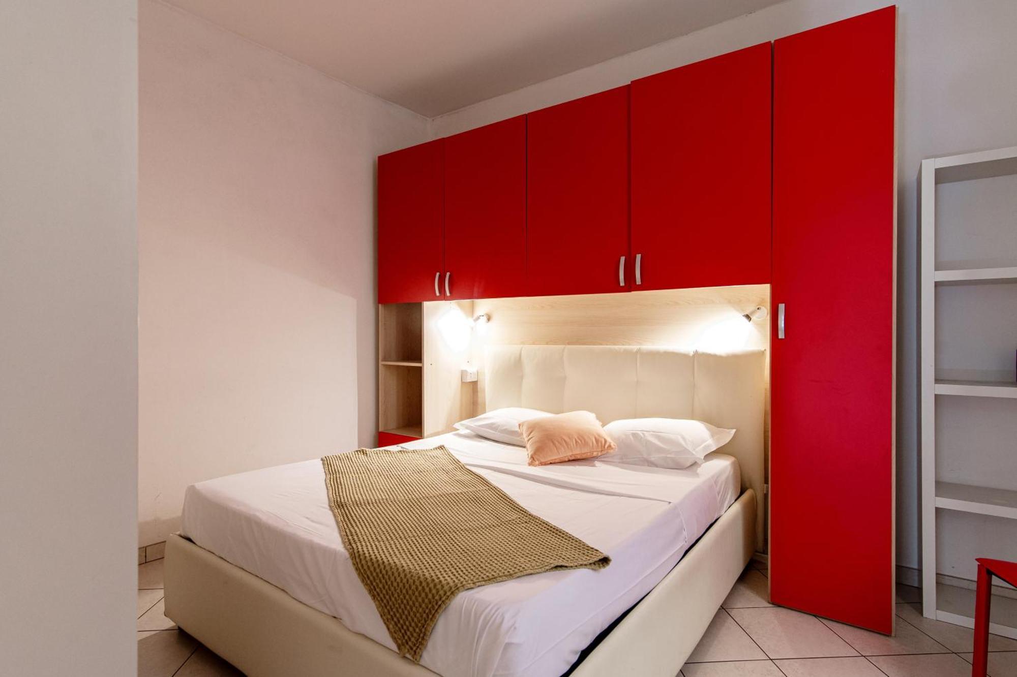 Joivy Al Duomo Guest House Комо Экстерьер фото