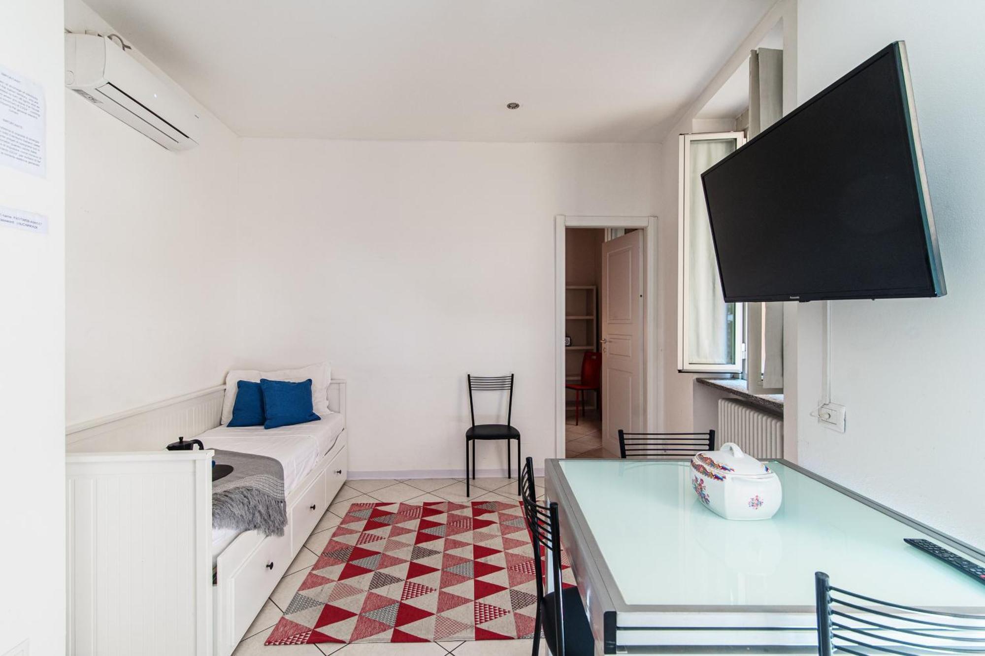 Joivy Al Duomo Guest House Комо Экстерьер фото