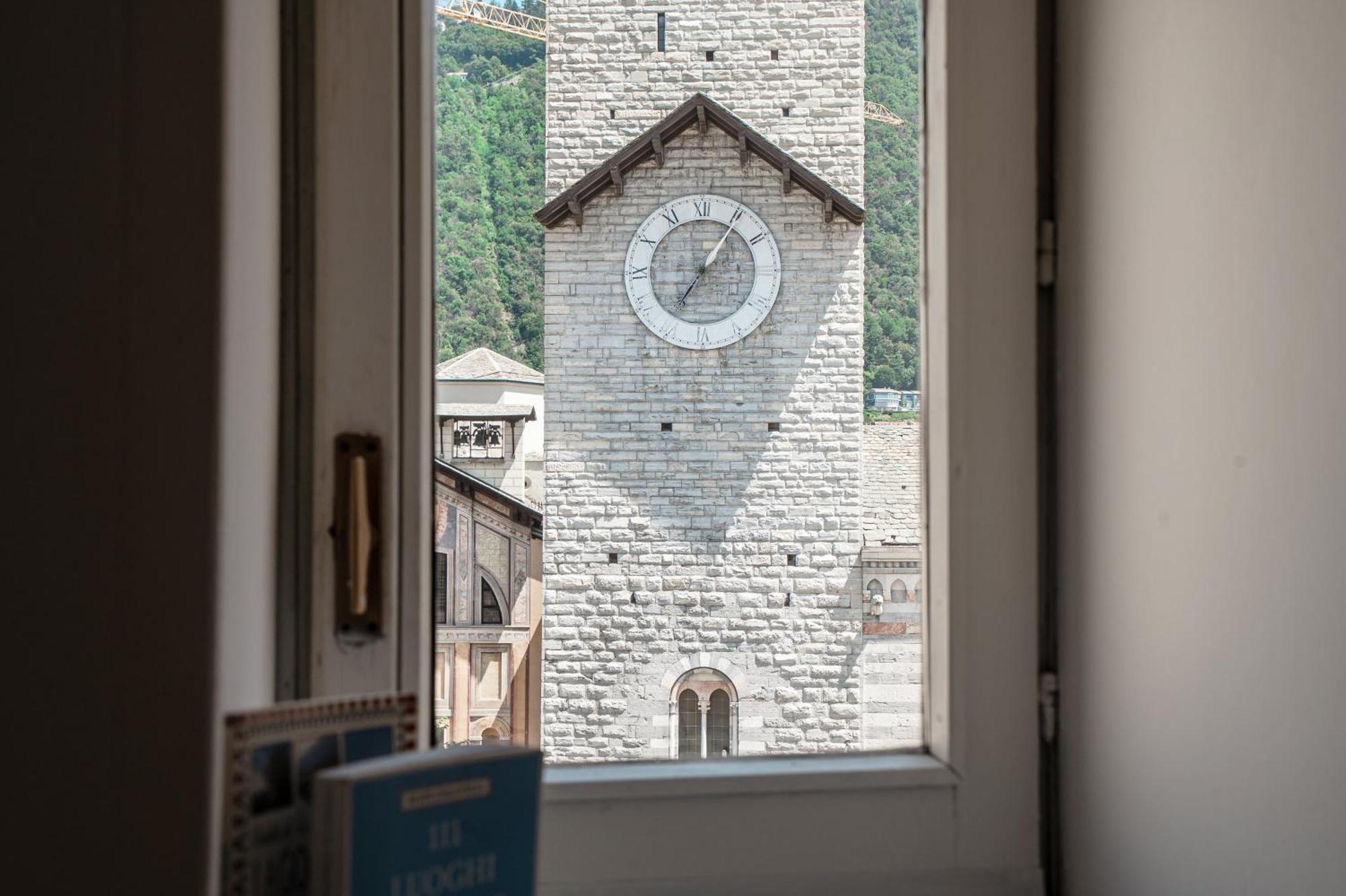 Joivy Al Duomo Guest House Комо Экстерьер фото